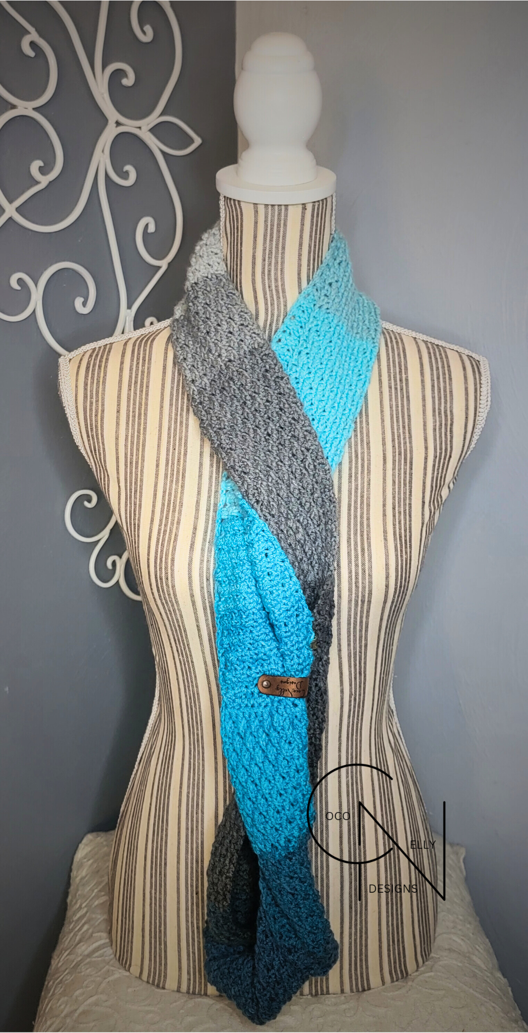 CALLA Kissy Mobius Scarf - Signature Collection