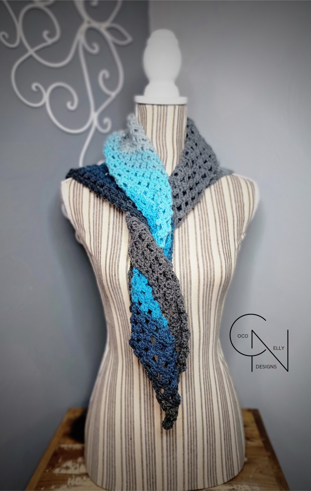 Blue Ocean Capelet