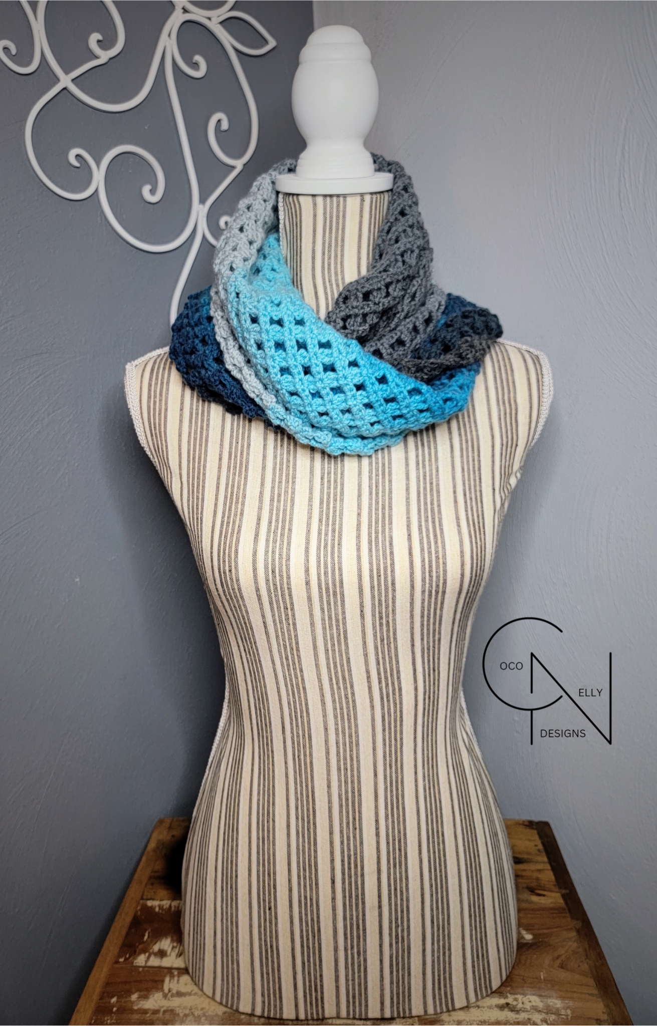 Blue Ocean Capelet