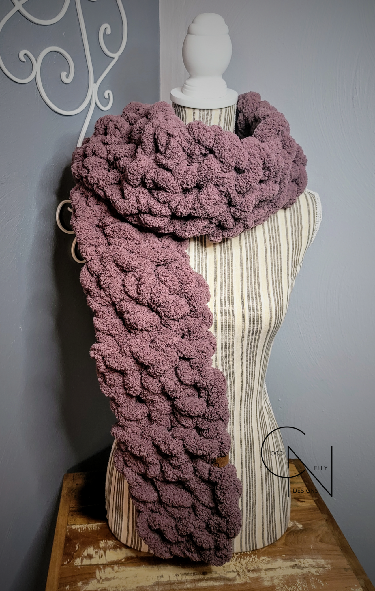 Super Chunky Plum Scarf