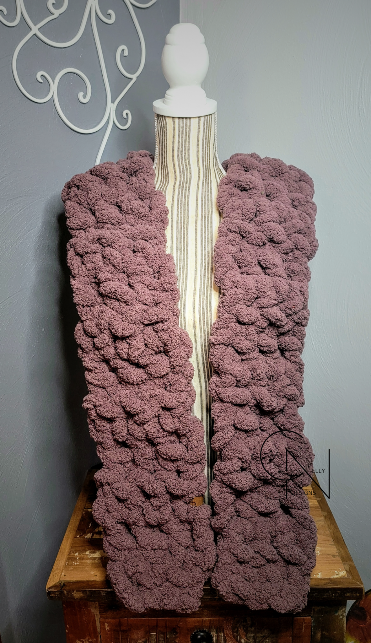 Super Chunky Plum Scarf